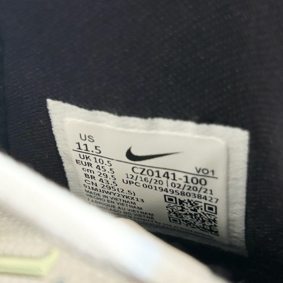 Nike Kyrie 7 Pale Ivory White/Blue/Pink size 11.5 MEN’S BASKETBALL SHOES - Picture 9 of 9